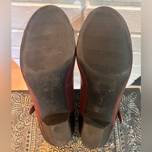 clarks mary jane heels